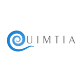 Logotipo con una espiral azul a la izquierda seguida de la palabra "UIMTIA" en letras grises.